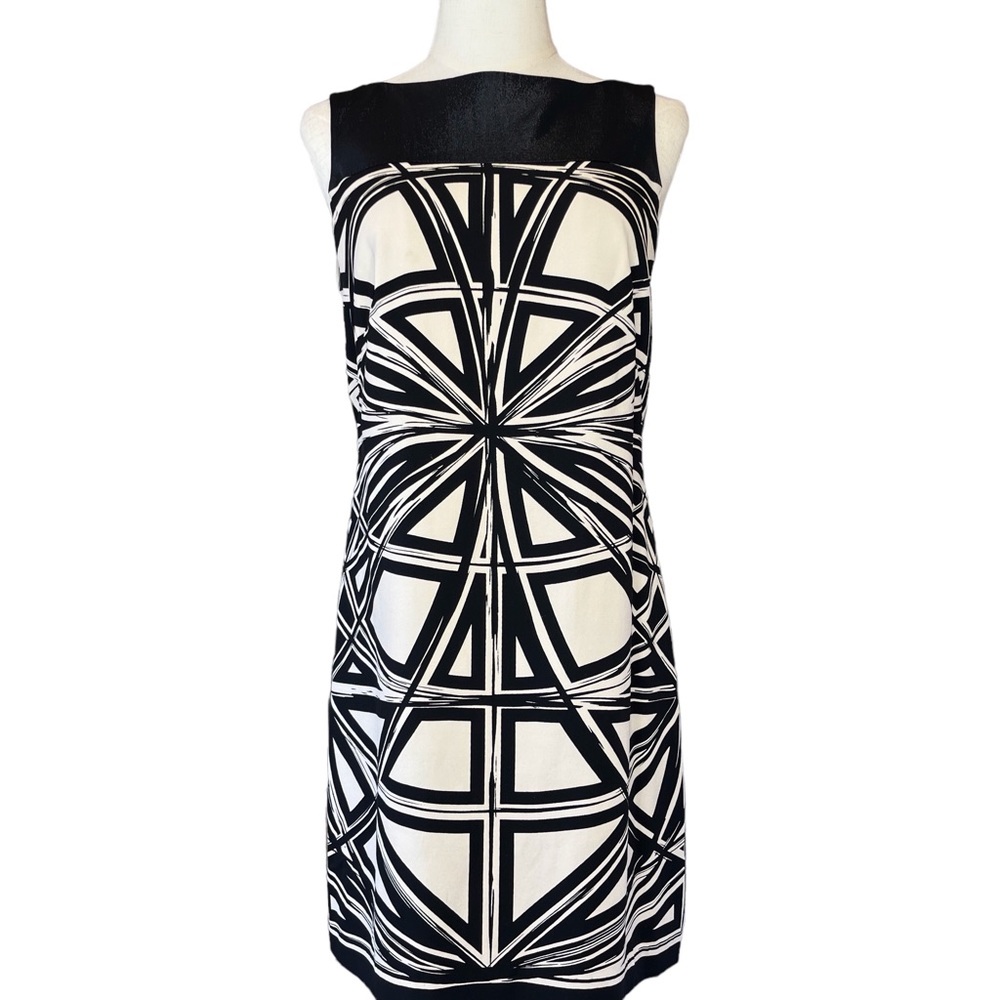 Nicole Miller Sleeveless Shift Dress Size 4